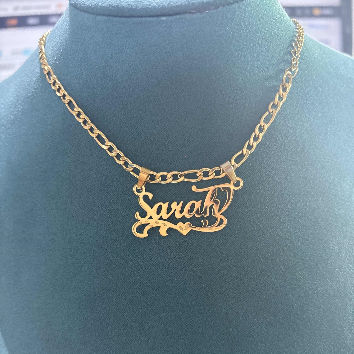 Custom Figaro Chain Heart Name - Name Necklace Custom 评论和价格