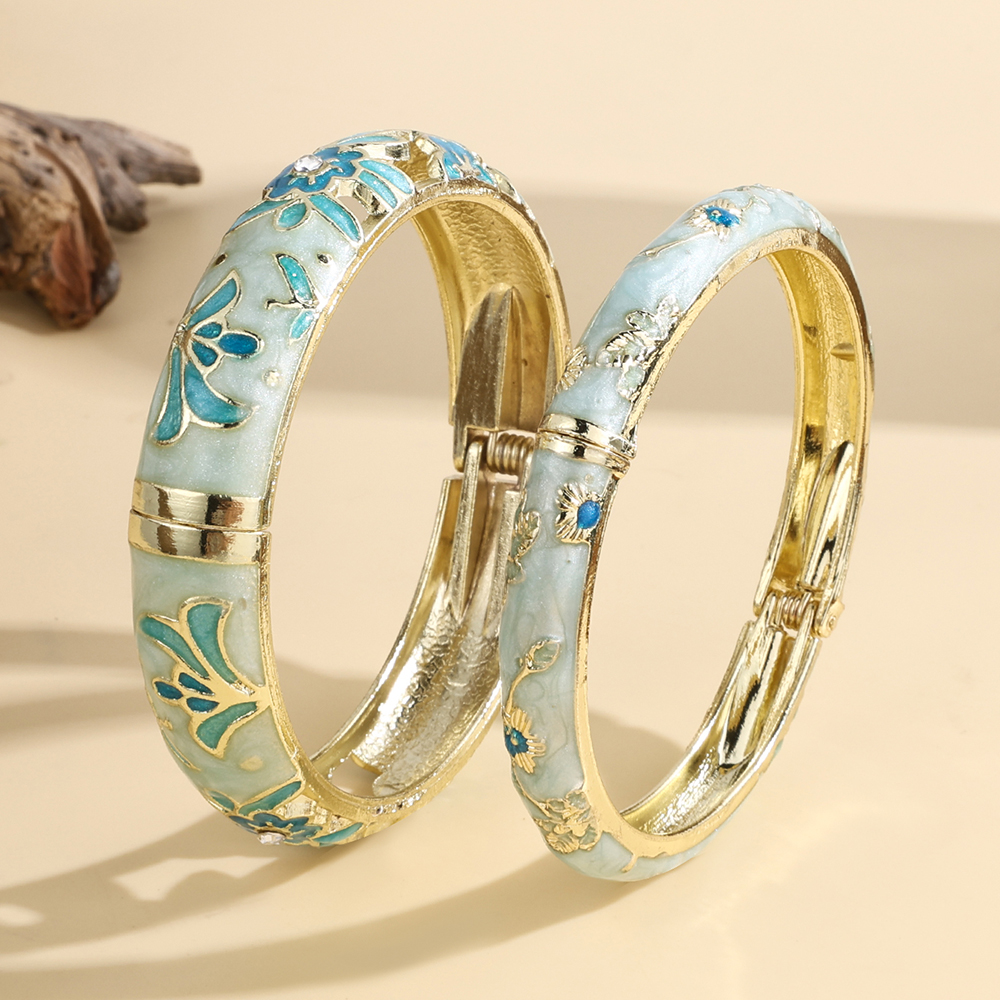 Jardme 1PCS Wide Hollow Enamel - Coordinates Bracelet 评论和价格
